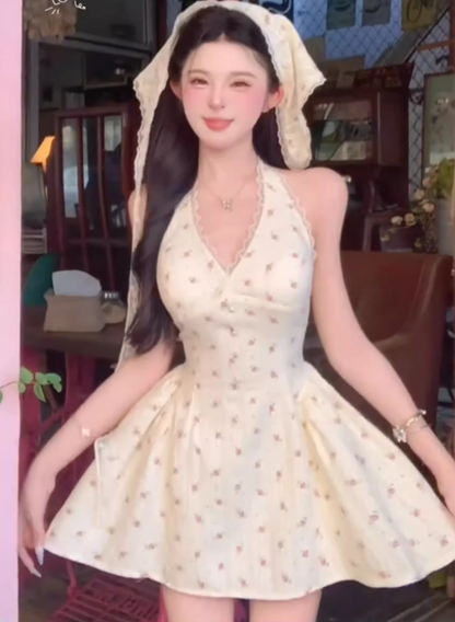 Sweet hot girl V-neck halter dress 2025 pure desire waist floral holiday short skirt R1337