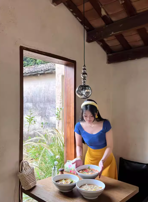 French Dopamine Disney Outfit Set Women's Summer Temperament Top High Waist Skirt R3145