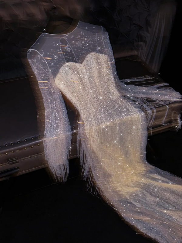 Silver sequined round neck long-sleeved white inner layer fitted waist long ball gown, bridal dress R8796