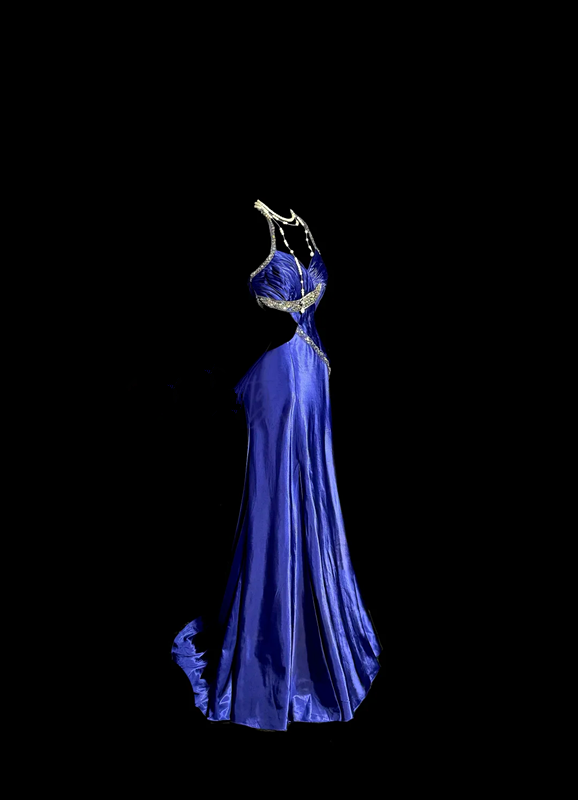 Sexy long ball gown with blue halter neck and exposed waist design R6610