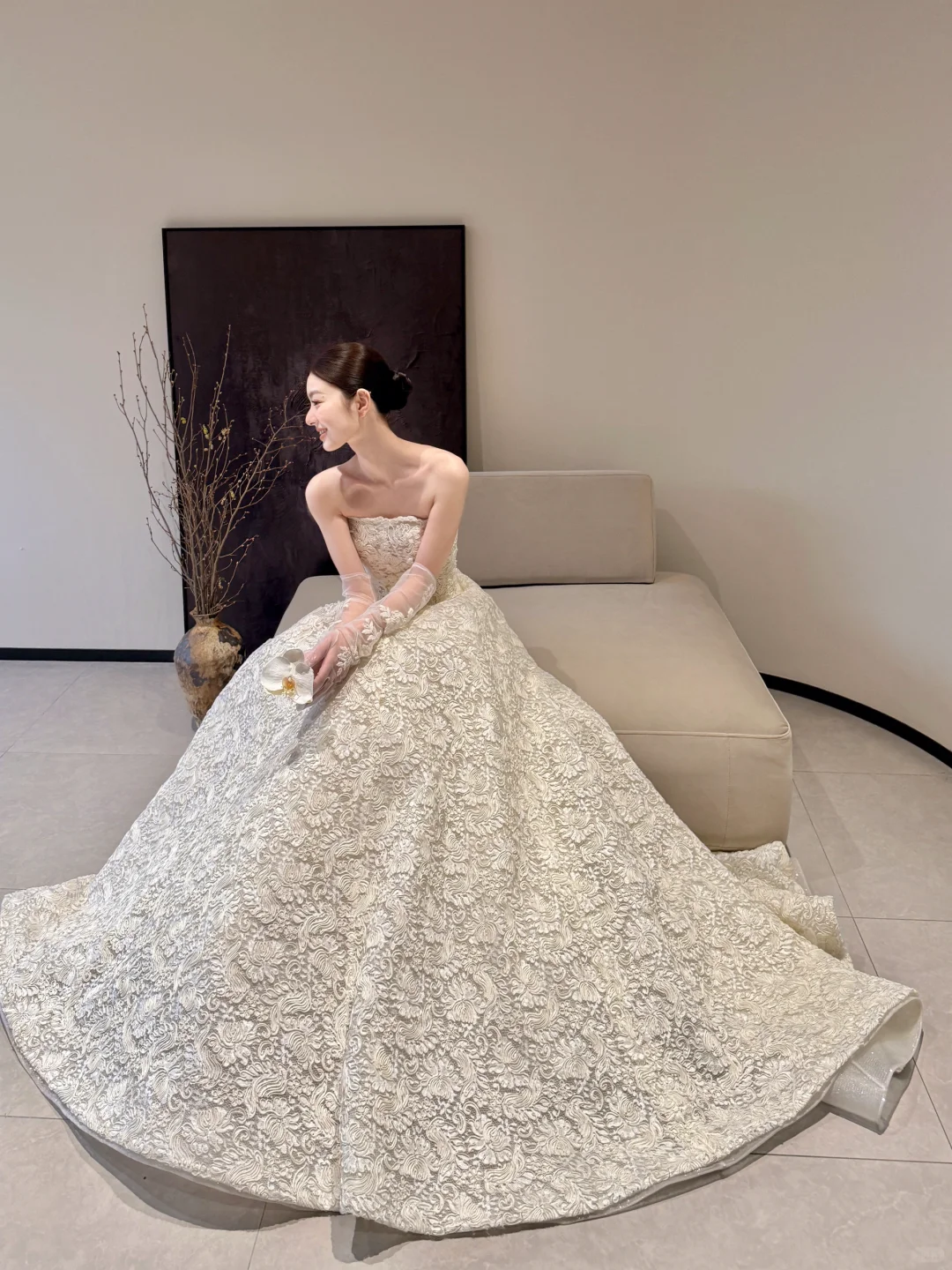 White Strapless Lace Waist Slim Fit Puffy Princess Skirt Bridal Dress R6051