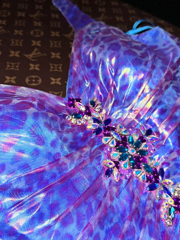 Blue-purple halter-neck fitted long ball gown R7049