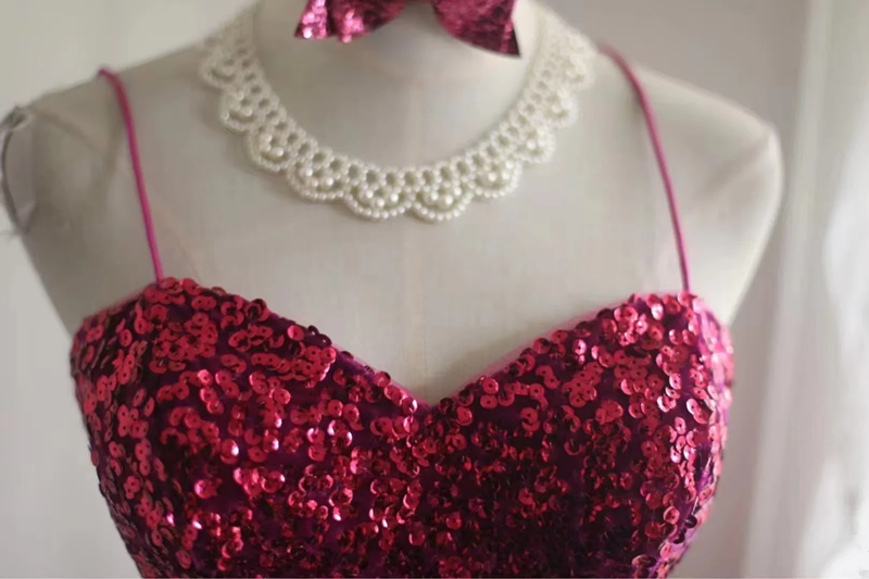 Rose pink sequined halter top, fitted waist, bodycon long ball gown R6769