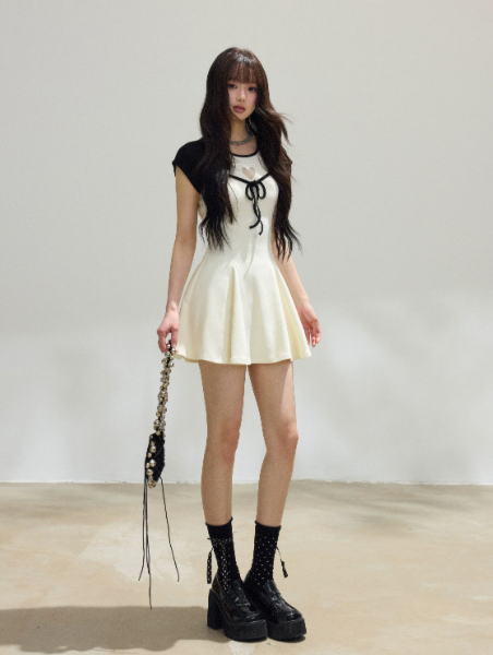 Casual Summer Slim Fit Flare Mini Dress with Color Block Sleeves and Heart Cutout Design R9372