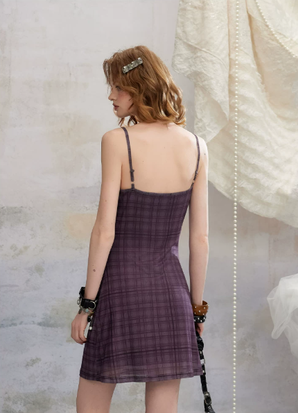 Edgy Y2K Purple Plaid Mini Dress With Lace Trimmed Neckline And Adjustable Straps R9307