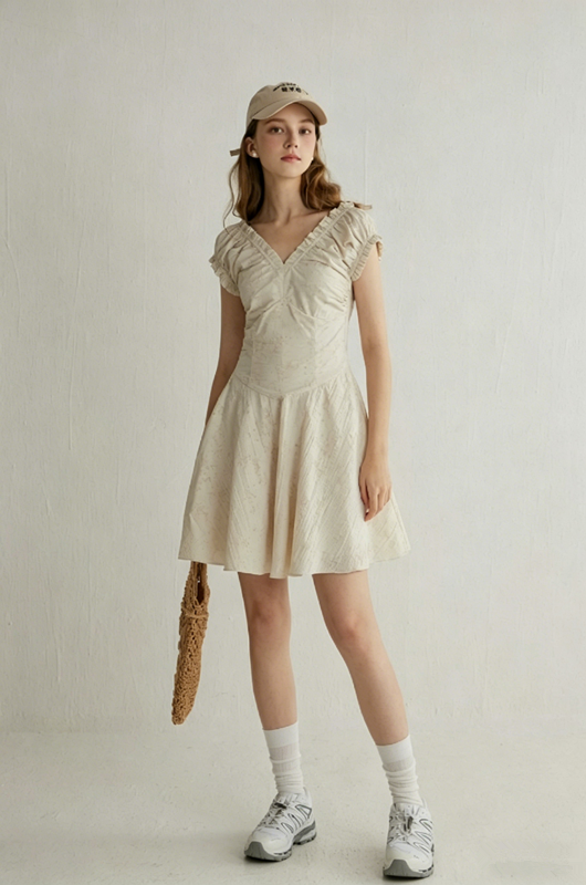 Beige Floral Print Mini Dress Women With Ruffled V-Neck And Puff Sleeves R9456