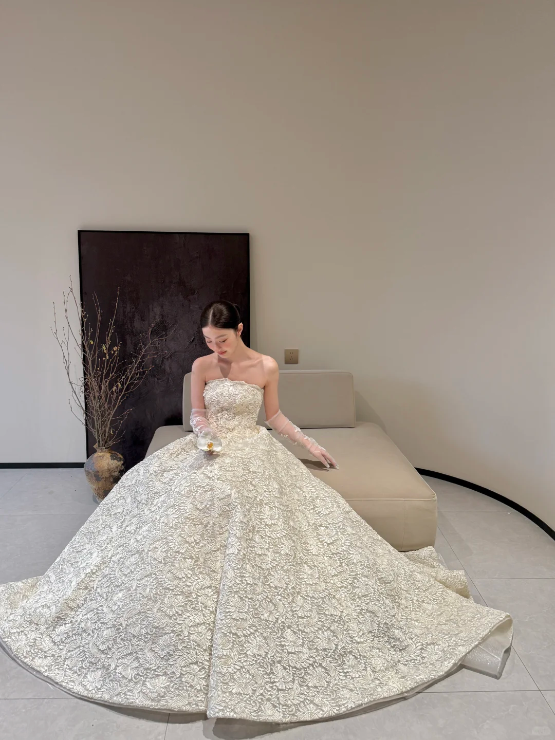 White Strapless Lace Waist Slim Fit Puffy Princess Skirt Bridal Dress R6051