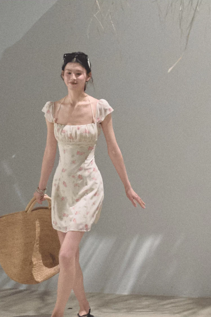 Sweet Style White Pink Floral Halter Dress Slim Fit Casual Party Dress R9358