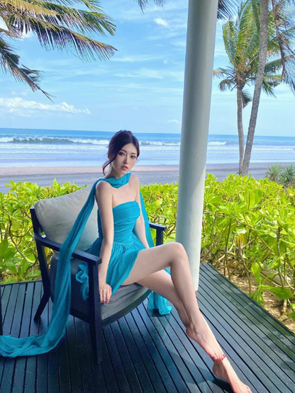 One-shoulder tube top hot girl waist slimming seaside holiday dress super fairy temperament dress R0238