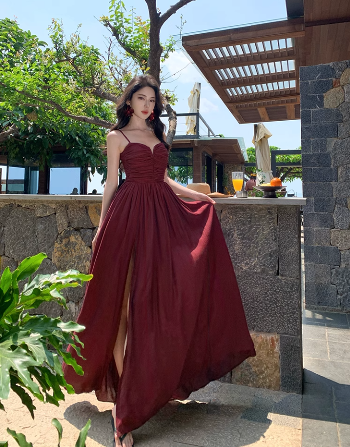 Retro temperament suspender dress beautiful waist slit long skirt R0572