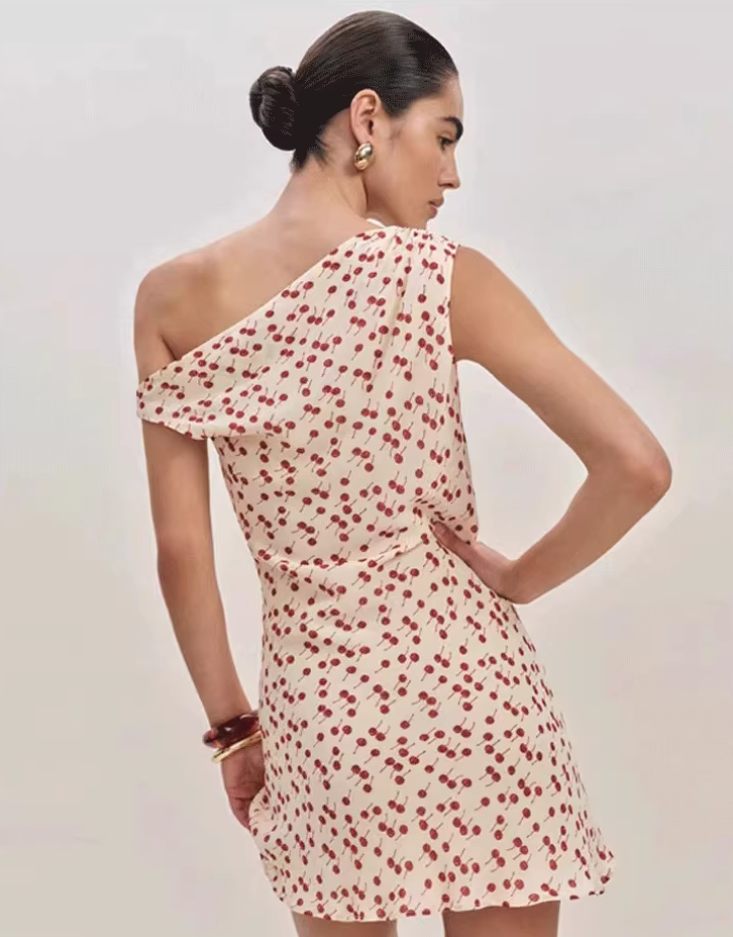 Dress French cherry one-shoulder dress slim fit half-shoulder wear suspender skirt R2919