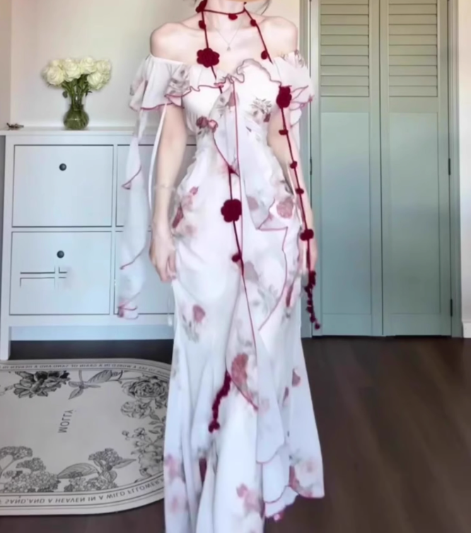 Retro floral one-shoulder dress with gentle temperament and slim waist and hip skirt R0645