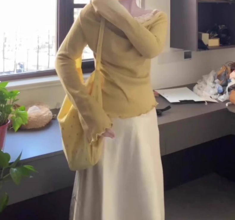 A complete set of outfits yellow one-shoulder top hip skirt 2025 two-piece suit R0768