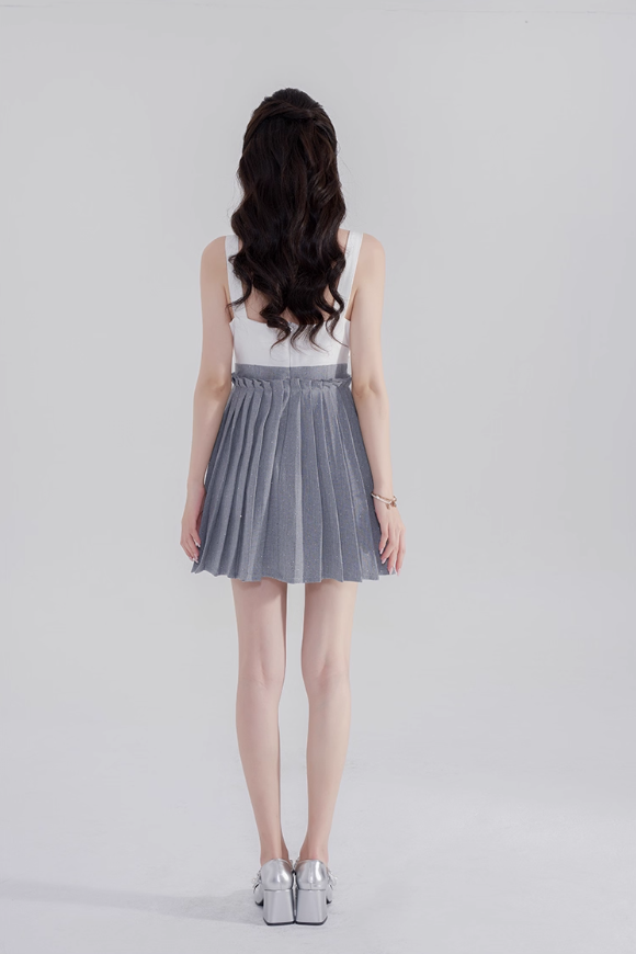 Suspender dress new style niche splicing pleated skirt high waist temperament short skirt summer R4178