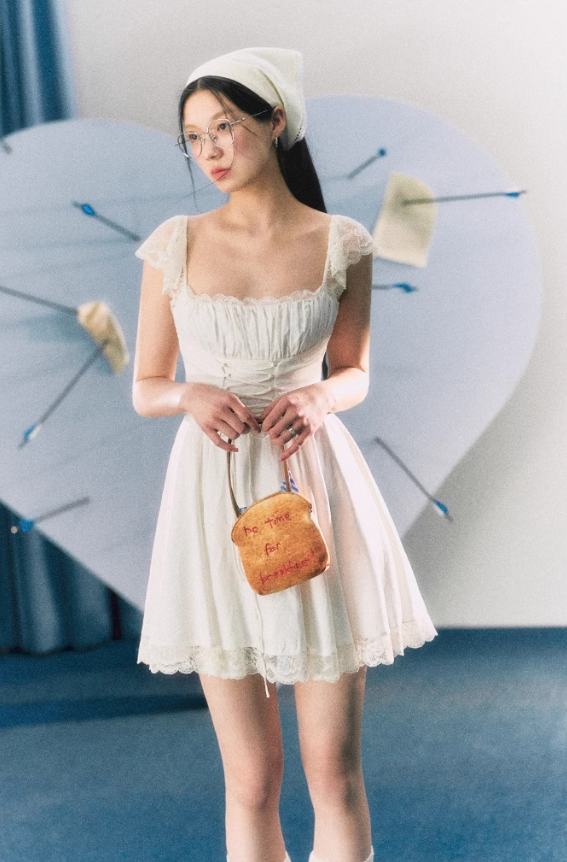 French pure desire style white lace waist slimming suspender dress R3321