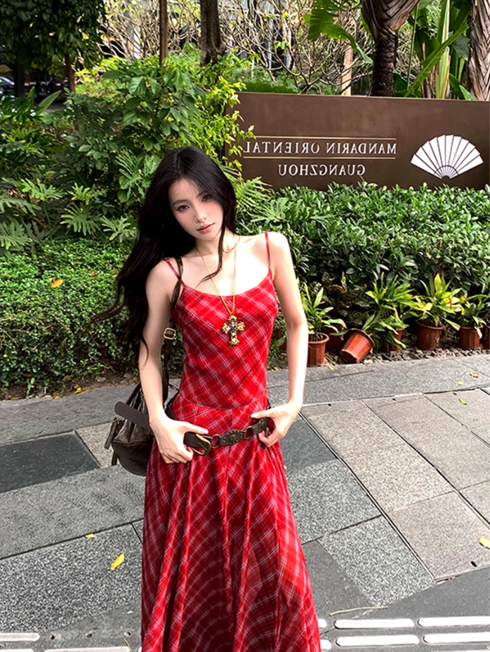 Temperament wear holiday skirt red plaid big swing tall long skirt suspender dress R1742