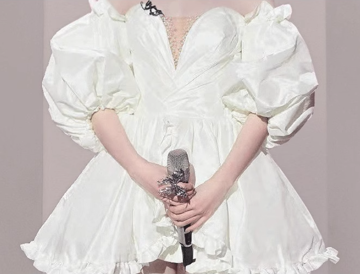 French retro one shoulder white V-neck studded bubble sleeve dress, fluffy dress, homecoming dress R2985