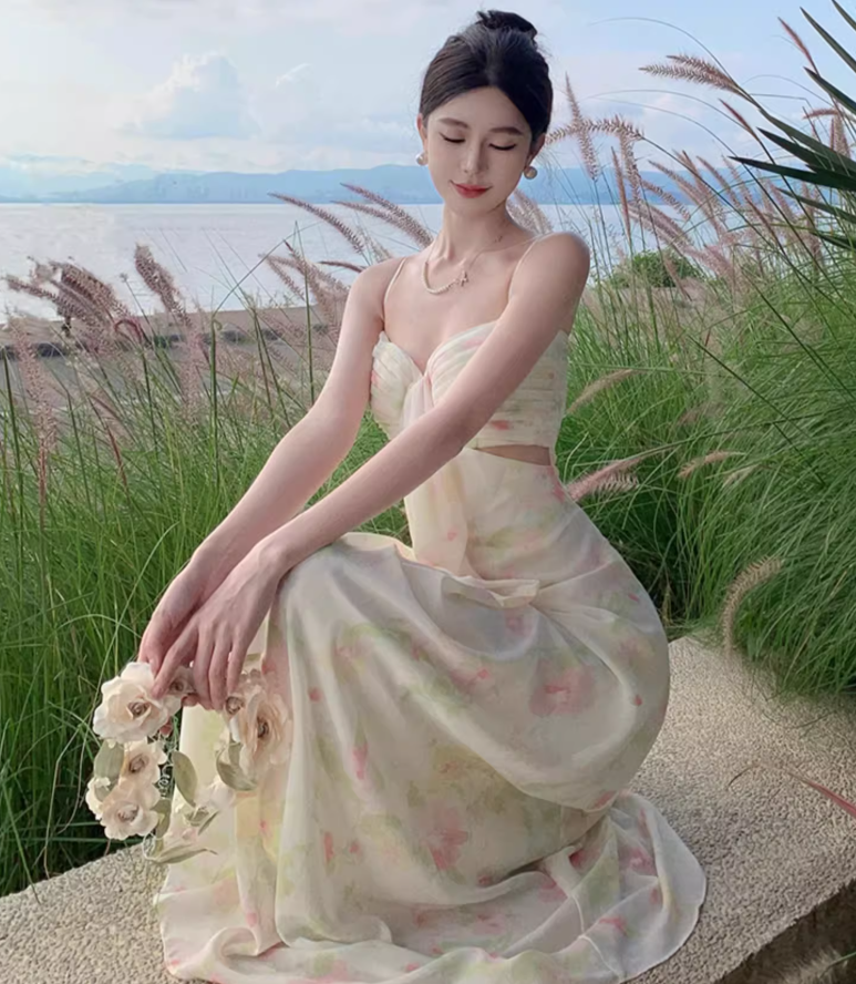 Beautiful skirt for taking photos at the beach, French style floral suspender dress, holiday beach skirt R1598