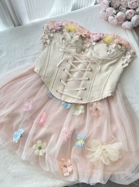 Sweet Blush Pink A-Line Strapless Applique Corset Mini Homecoming Dress RS757