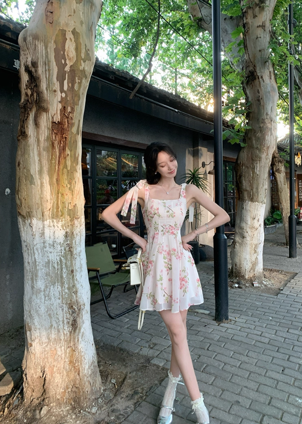 French sweet floral suspender skirt for women summer small fresh waist slimming short skirt R4336