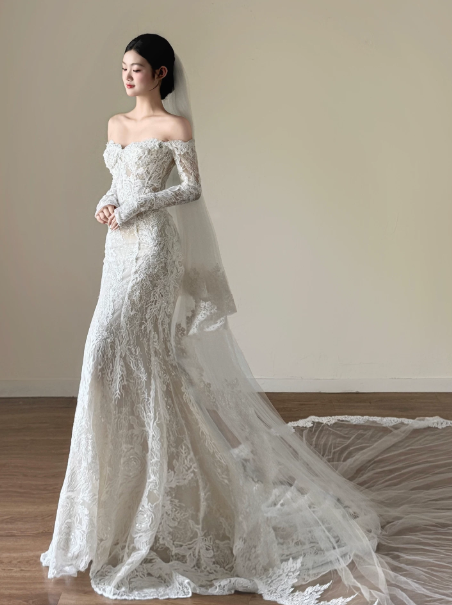 Gorgeous White Mermaid Bateau Lace Bodycon Maxi Wedding Dress RS760