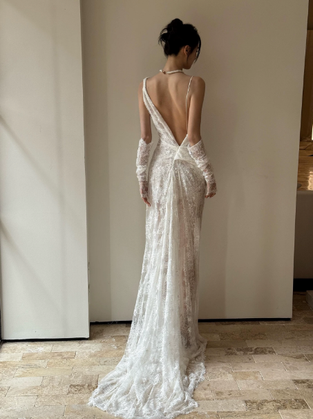 Elegant White Mermaid One-shoulder Lace Bodycon Maxi Wedding Dress RS764
