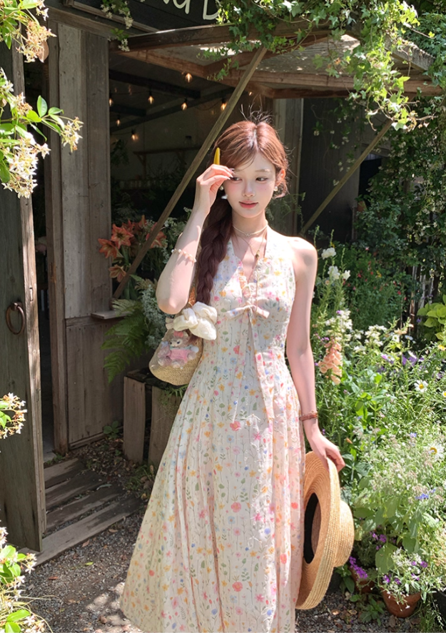 V-neck floral halter neck sleeveless suspender dress summer French pastoral style holiday dress R4664