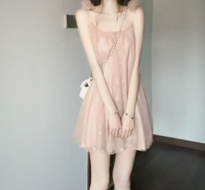 Gentle temperament pink mesh sling dress beautiful loose A-line short skirt R0723