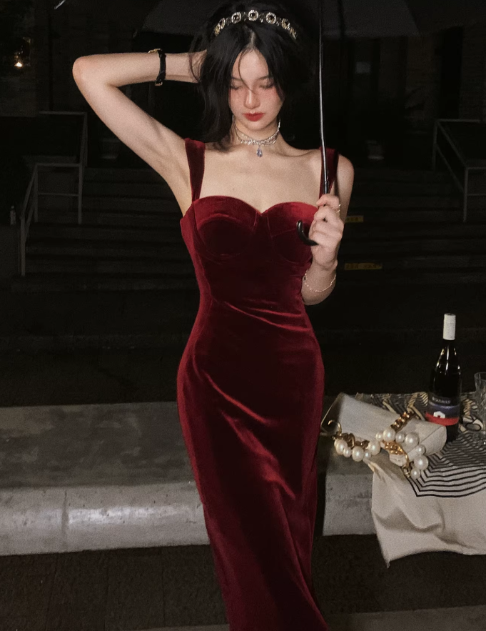 Velvet sling wine red dress retro Hong Kong style French design banquet dress R1436