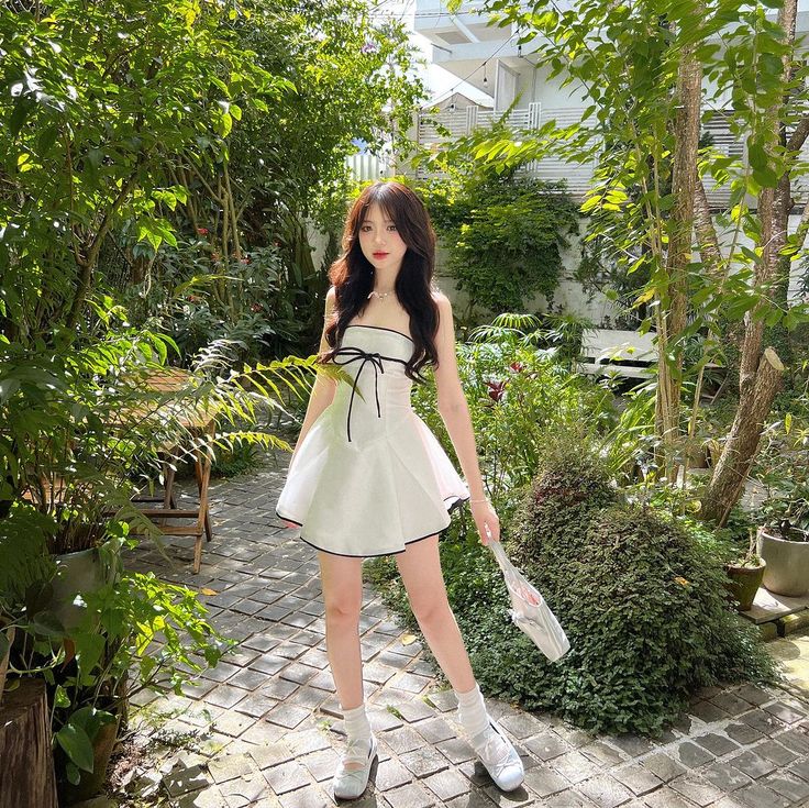 White tube top slim waist A-line long skirt homecoming dress R4044