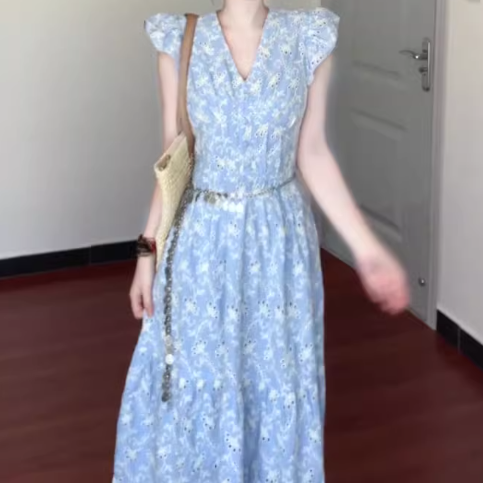 Blue v-neck floral dress with small flying sleeves, beautiful waist A-line beach dress R0781