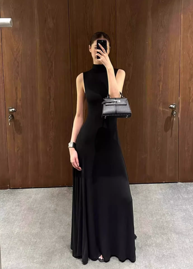 High-grade half-high collar sleeveless dress 2025 temperament waist A-line long skirt R1089