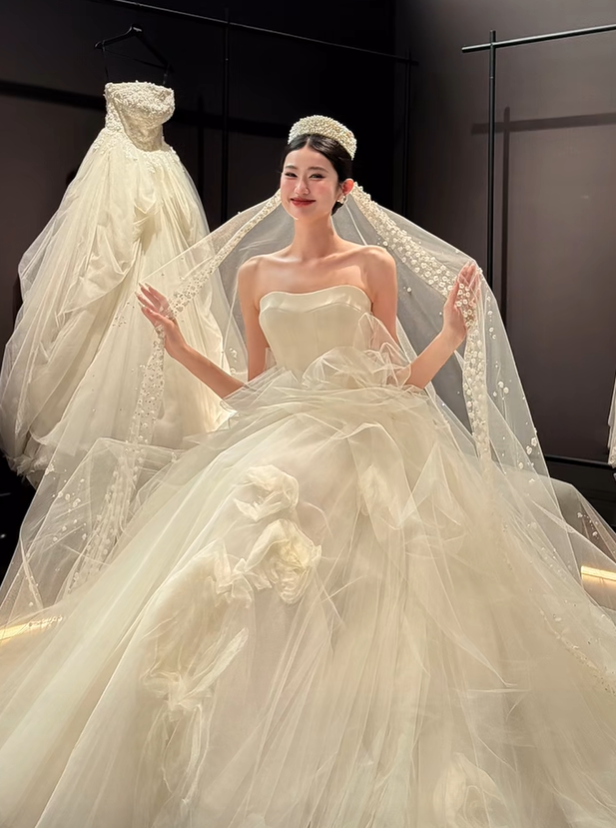 White tube top slim waist puffy skirt tulle bridal dress R6032