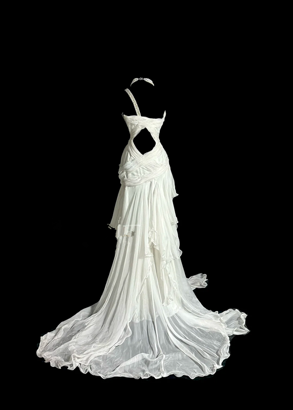 White one-shoulder halter-neck fitted waist slim-fitting ball gown with an asymmetrical hem R6651