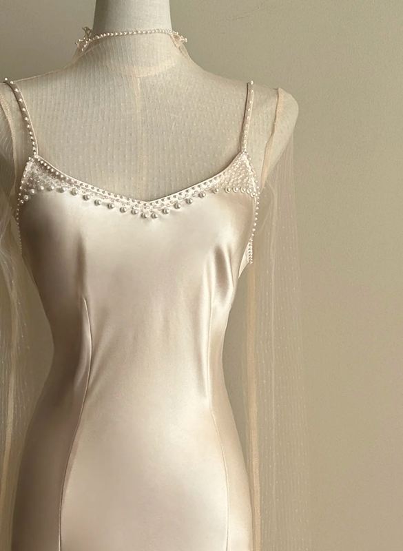 Champagne spaghetti strap, waist-cinched, slim-fit bodycon elegant prom dress R7957