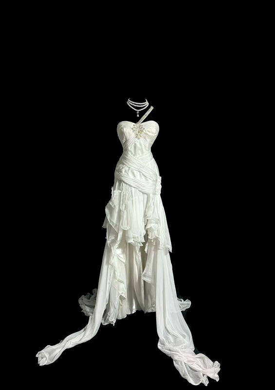 White one-shoulder halter-neck fitted waist slim-fitting ball gown with an asymmetrical hem R6651