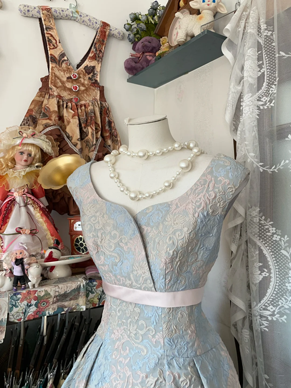 Blue and pink sleeveless fitted A-line mini ball gown R6331