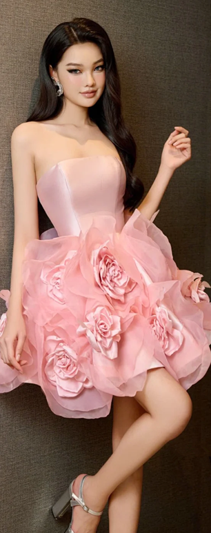 Pink Strapless Satin Gorgeous Three-Dimensional Skirt Flower Design Short Skirt Homecoming Dress R4672