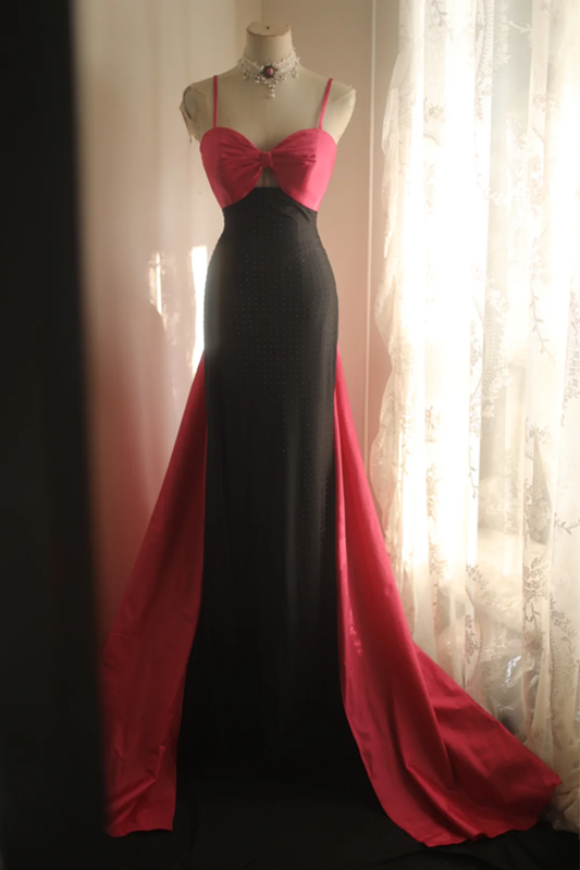 Pink halter-neck fitted bodycon long ball gown R6770