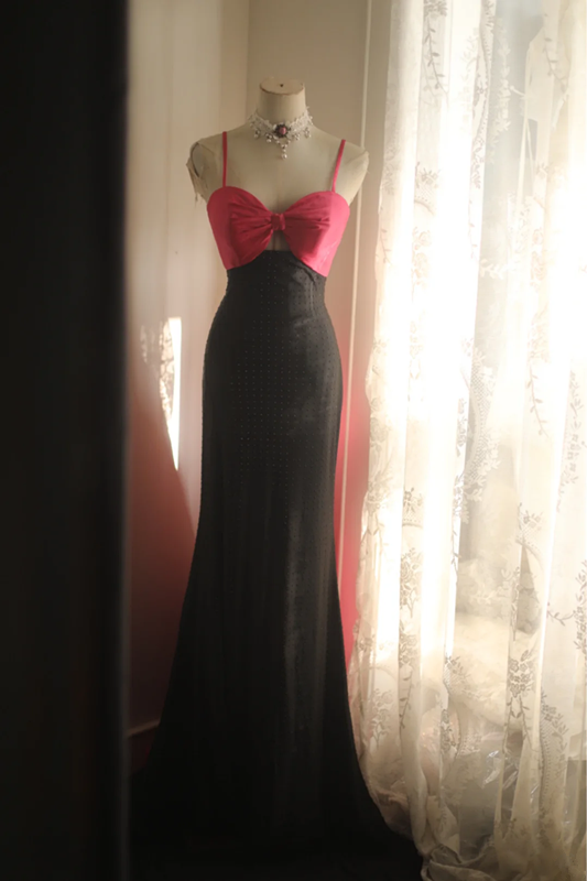 Pink halter-neck fitted bodycon long ball gown R6770