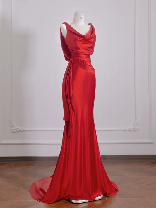 Red halter neck, fitted waist, bodycon skirt, long ball gown/bridal dress R8281