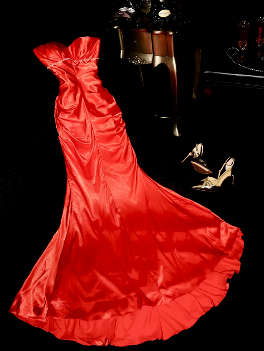 Red strapless fitted mermaid long ball gown R7010