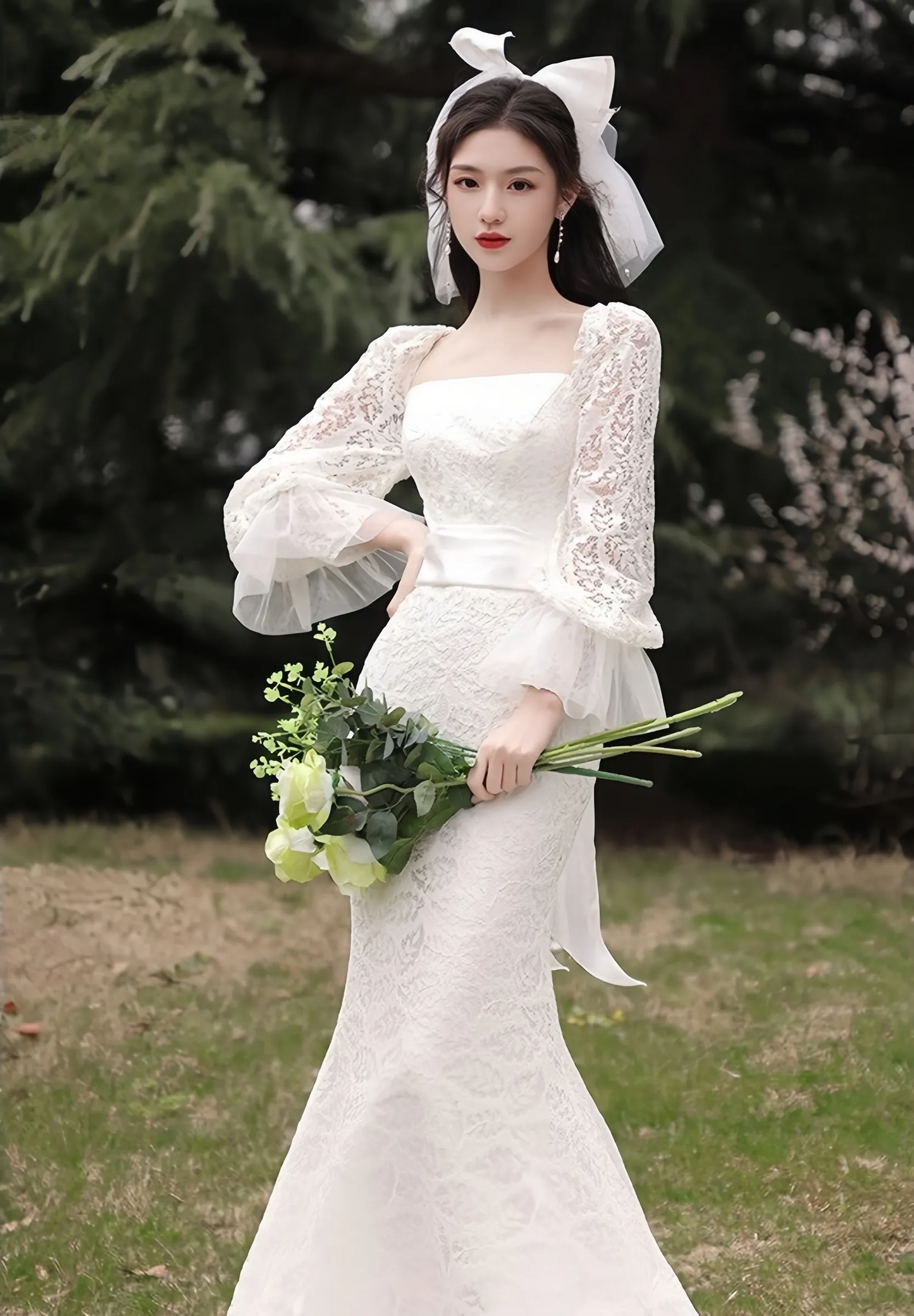 Elegant Lace Long-sleeve Mermaid Wedding Dress      S5436