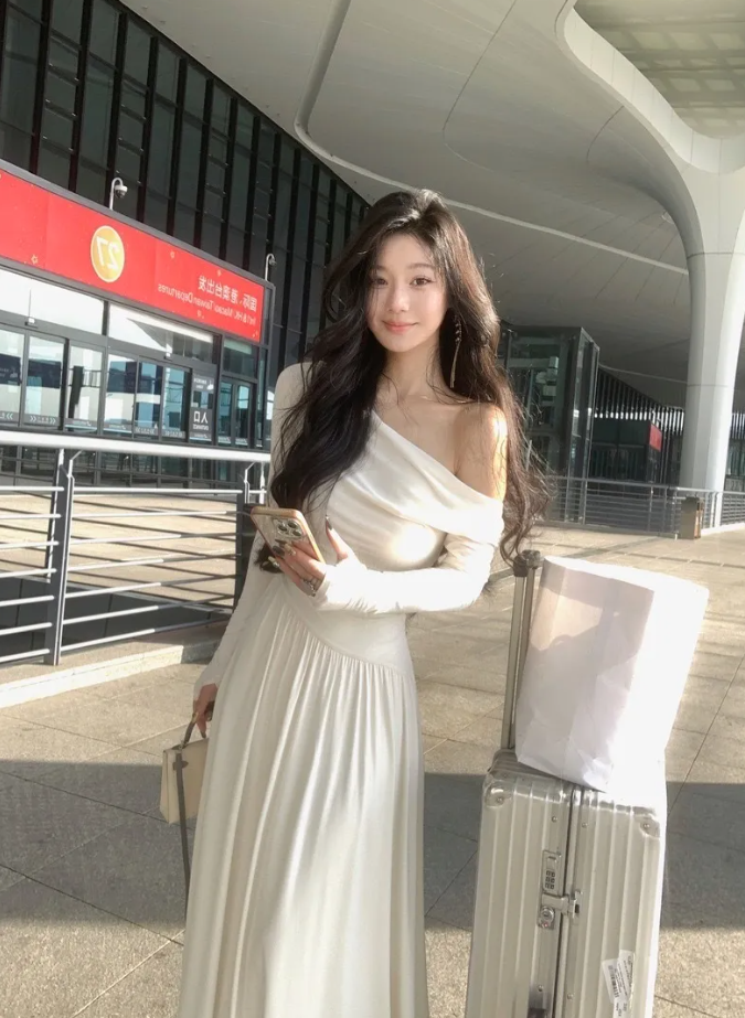 French style off-shoulder dress for women long sleeves white skirt sexy     S5394