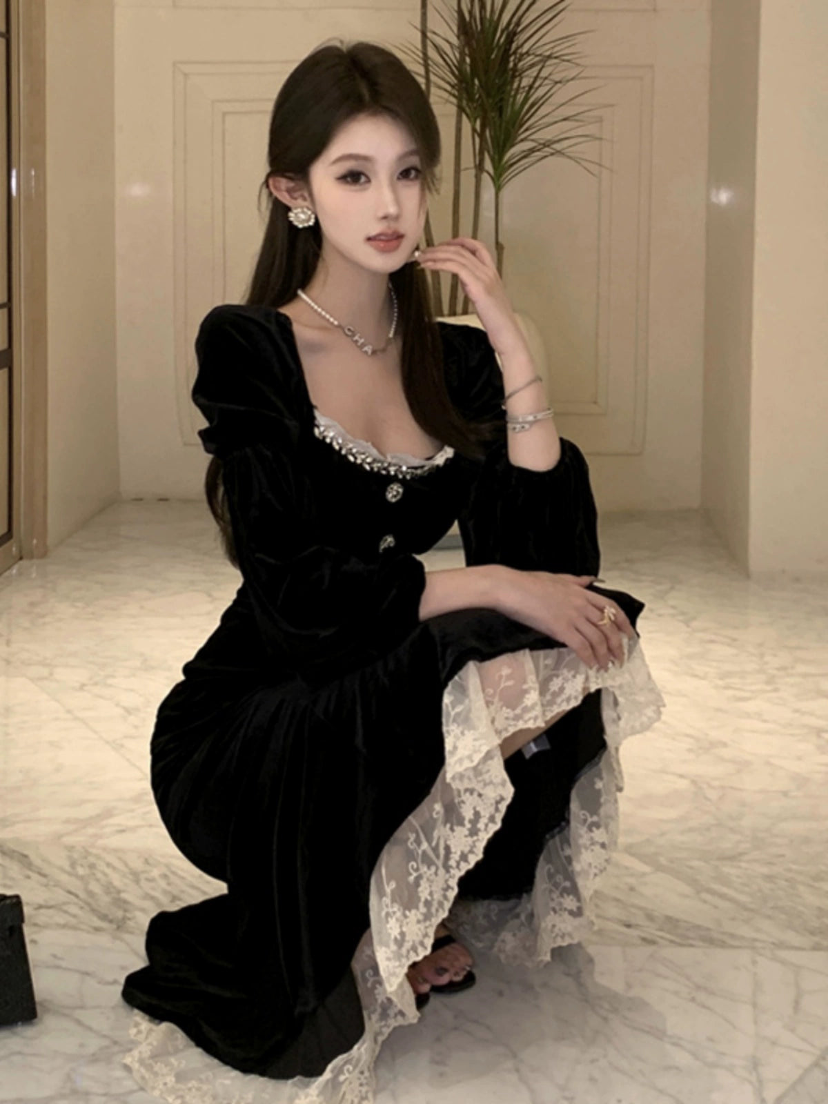 Black velvet dress for women winter birthday dress party dress      S5877