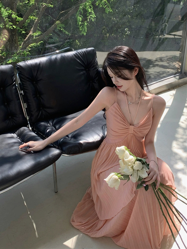 Halter neck dress women's long dress v-neck pleated a-line dress      S5901