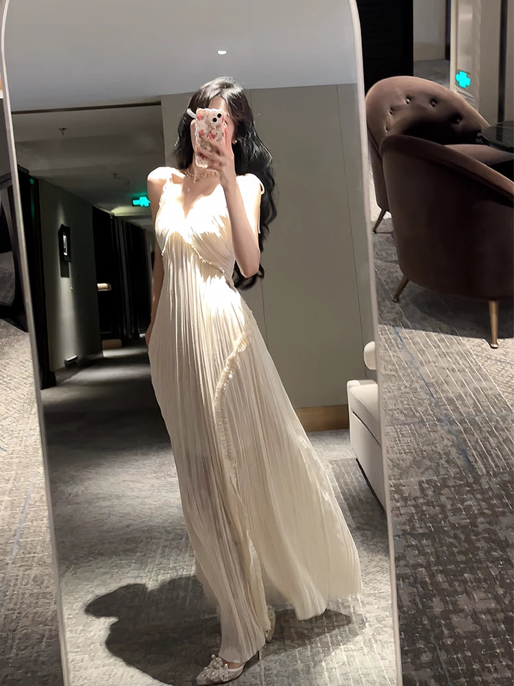 pleated floral embroidered V-neck seaside holiday dress     S6036