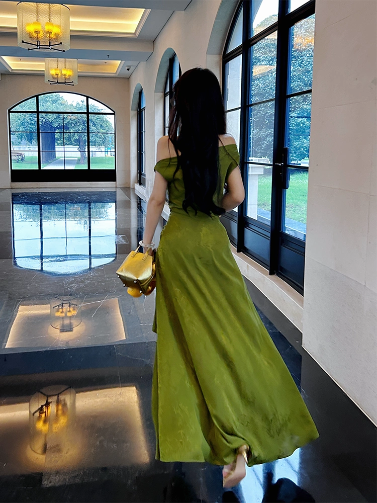 Jacquard off-shoulder dress long party dress     S6152