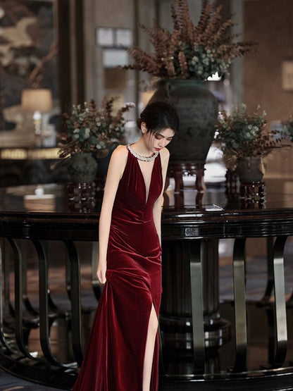 engagement dress luxury red velvet halter neck dress      S5820