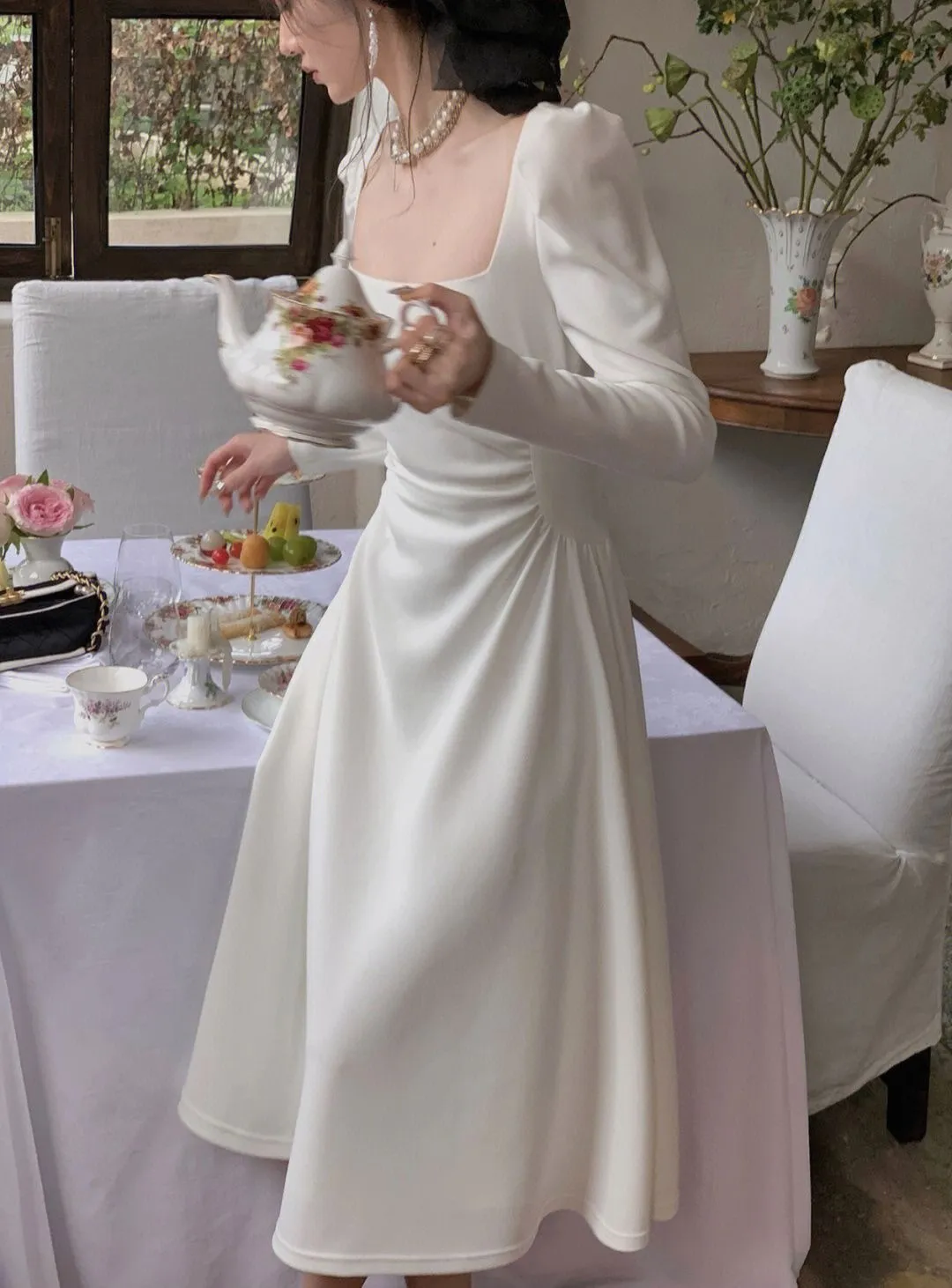 White Wedding Dress Long Sleeve Square Neck Women Elegant Evening Prom Party Dress       S5421